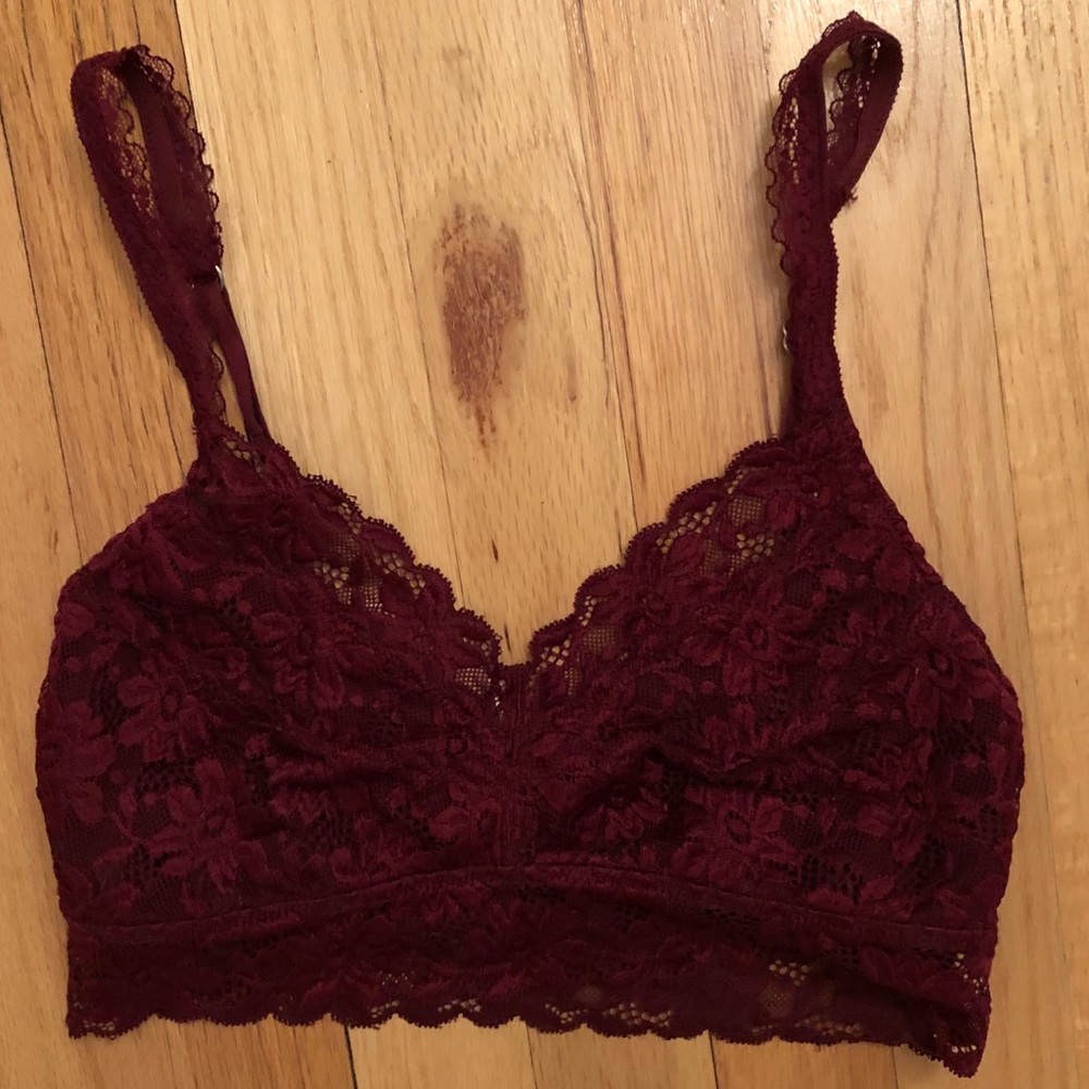 Lace Maroon Bandeau with Adjustable Straps 💋